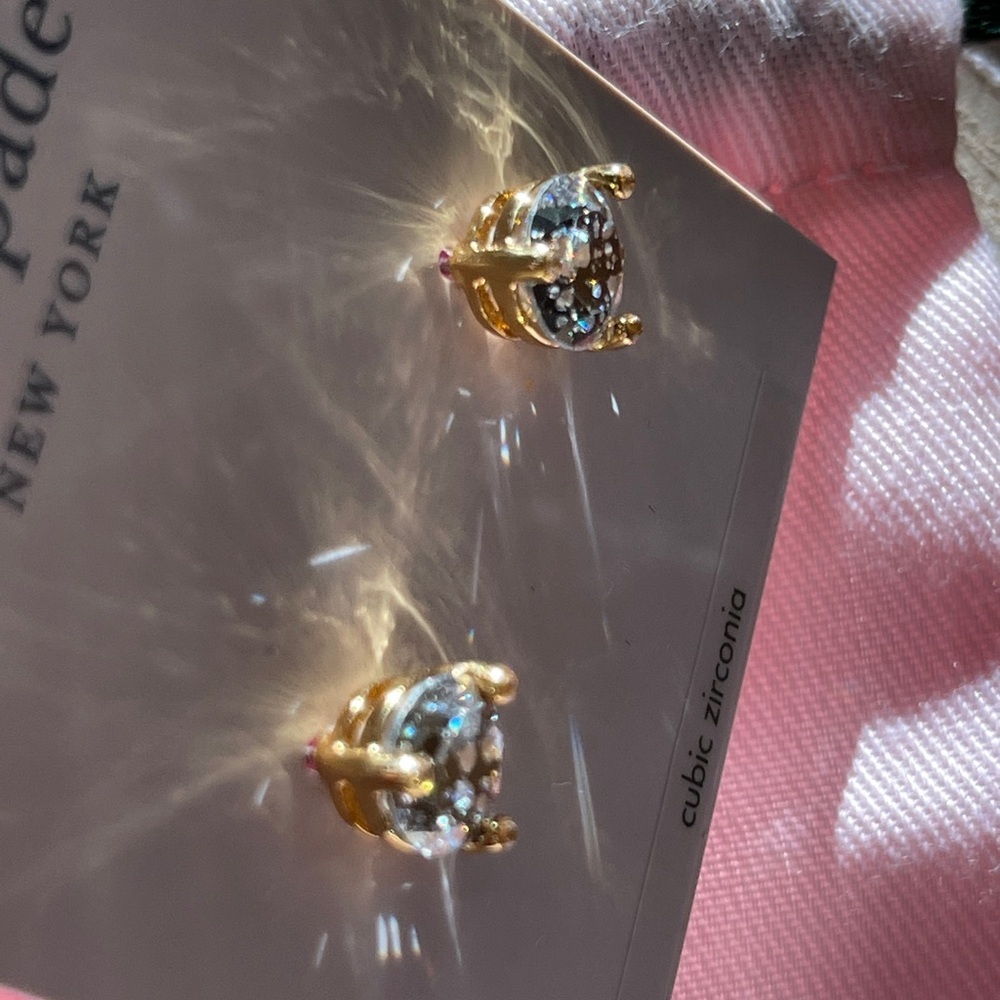 ♠️KATE SPADE New York Rise and Shine Stud Earrings in Gold Patina - Picture 5 of 15